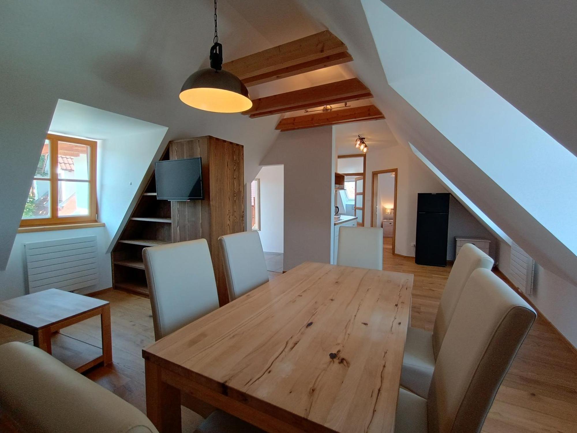 Apartmany Maly Mnich Mníšek pod Brdy 外观 照片