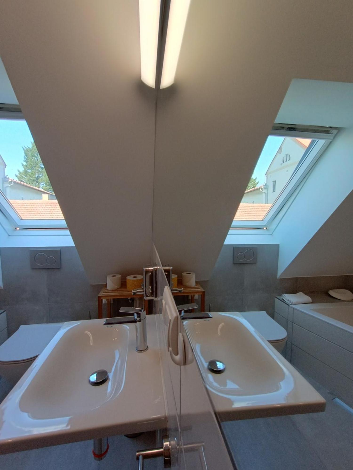 Apartmany Maly Mnich Mníšek pod Brdy 外观 照片